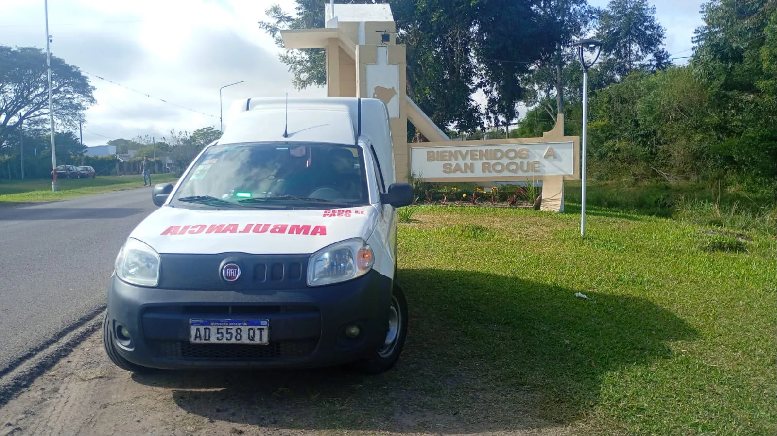 Ambulancias Ratto llegando a San Roque, Corrientes